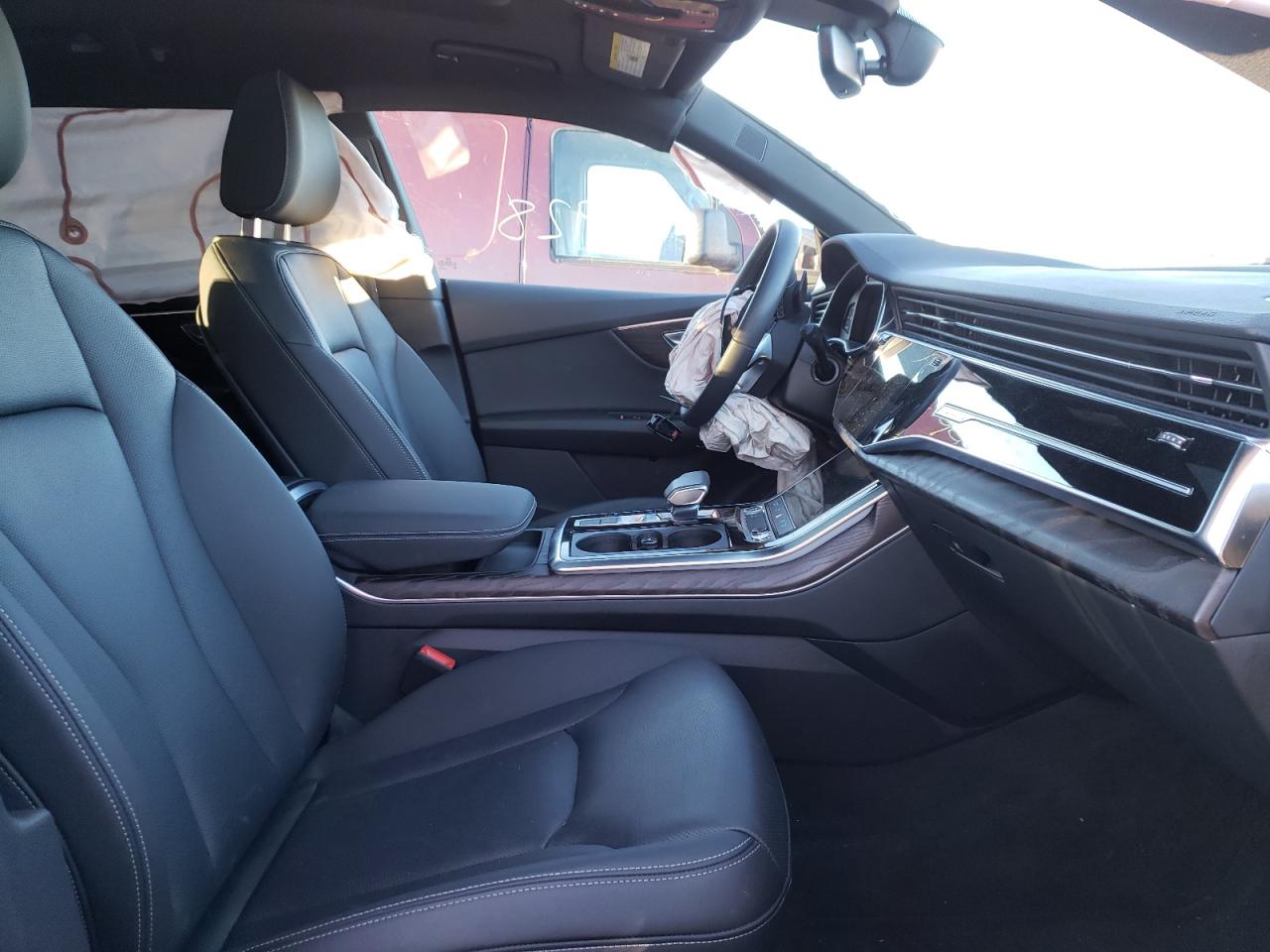 Photo 5 from auction – 2021 AUDI Q8 PREMIUM with VIN WA1EVAF18MD003573
