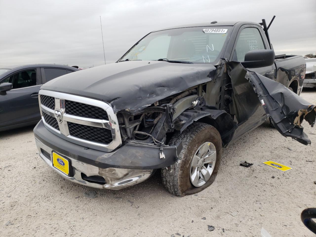 Photo 2 from auction – 2016 RAM 1500 ST with VIN 3C6JR6AG4GG358059