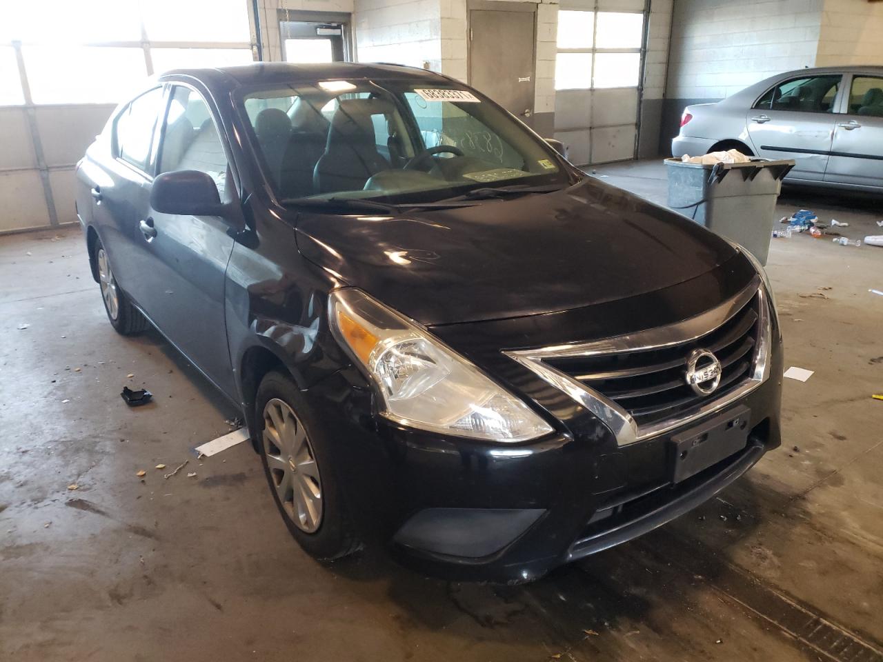 NISSAN VERSA S 2015 with VIN 3N1CN7APXFL908974 - Photo from auction