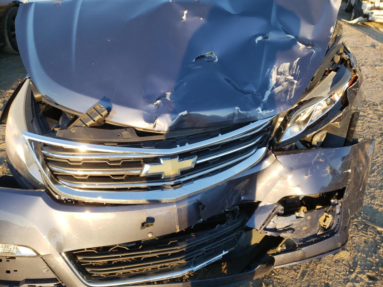 Photo 7 from auction – 2014 CHEVROLET TRAVERSE L with VIN 1GNKRGKD2EJ126103
