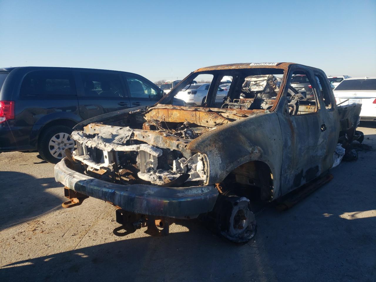 Photo 9 from auction – 2001 FORD F150 with VIN 2FTRX08LX1CA97607