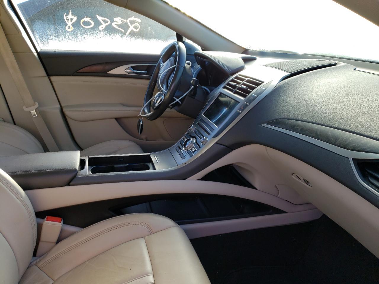 Photo 5 from auction – 2017 LINCOLN MKZ SELECT with VIN 3LN6L5C97HR625172