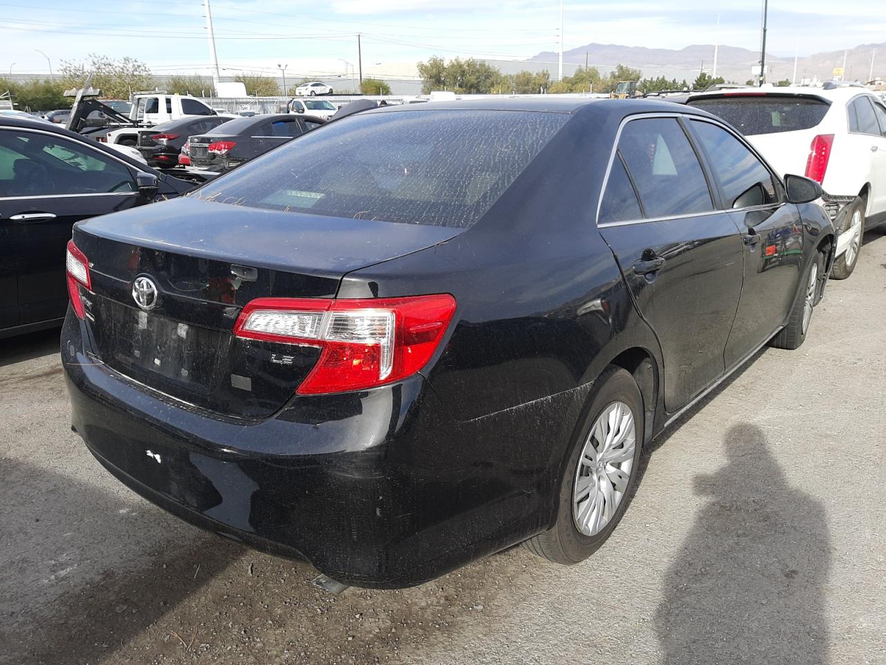 Photo 4 from auction – 2013 TOYOTA CAMRY L with VIN 4T4BF1FK4DR319570