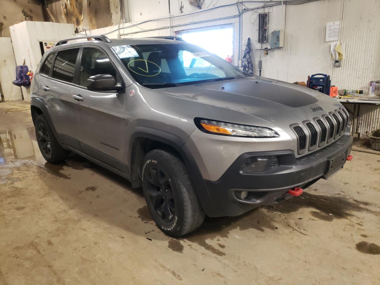 Photo 1 from auction – 2016 JEEP CHEROKEE T with VIN 1C4PJMBS1GW176287