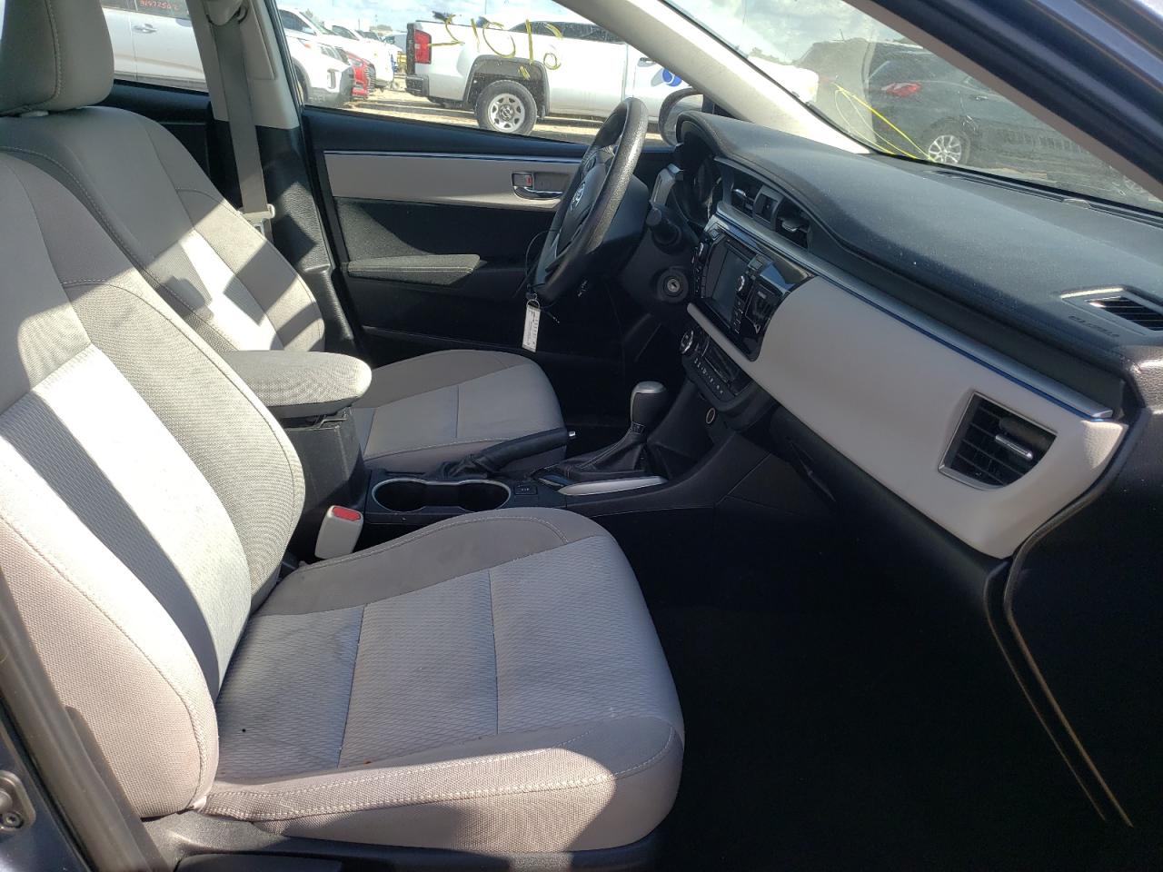 Photo 5 from auction – 2016 TOYOTA COROLLA L with VIN 2T1BURHE9GC684662