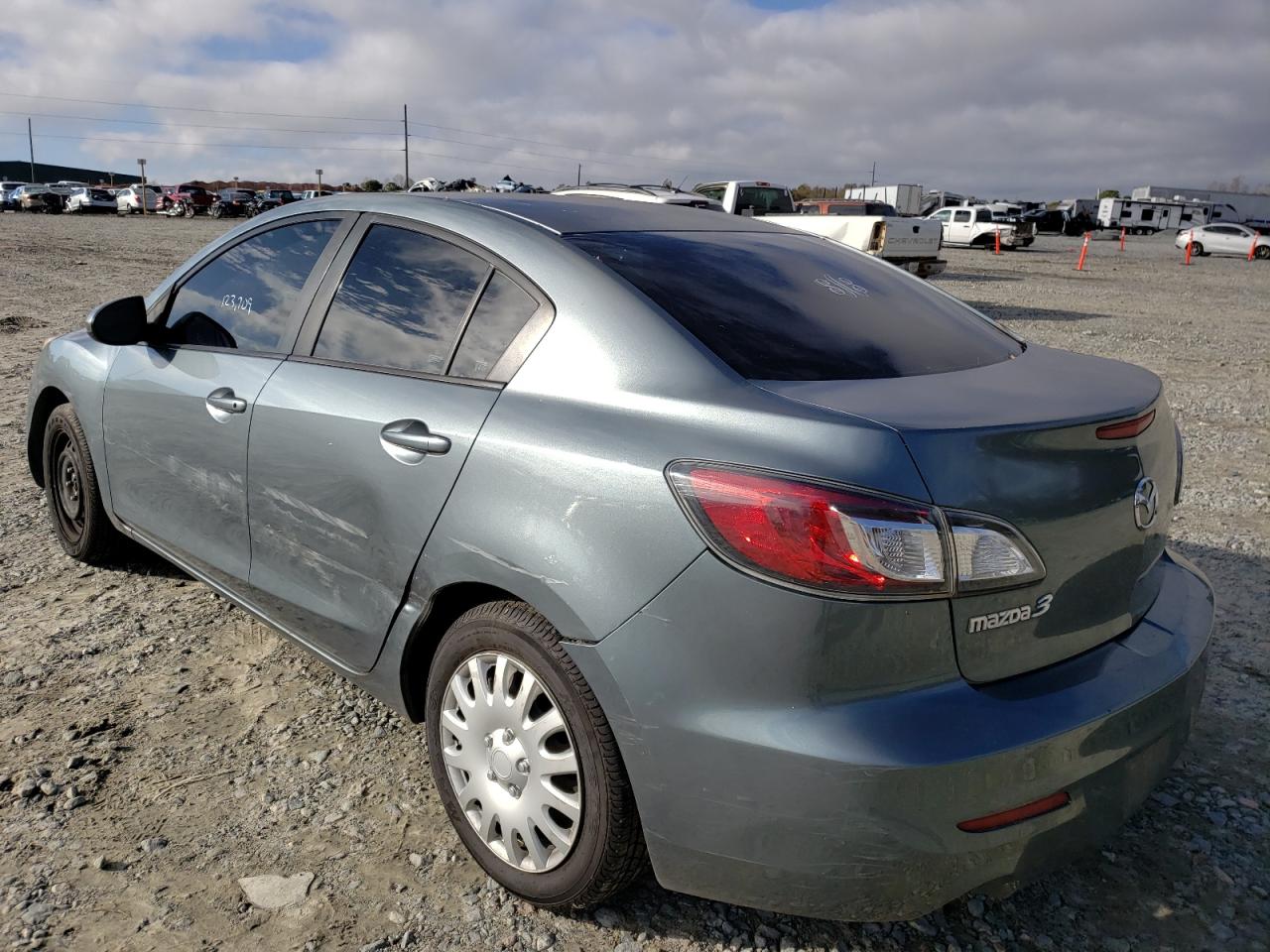 Photo 3 from auction – 2012 MAZDA 3 I with VIN JM1BL1UF1C1525880