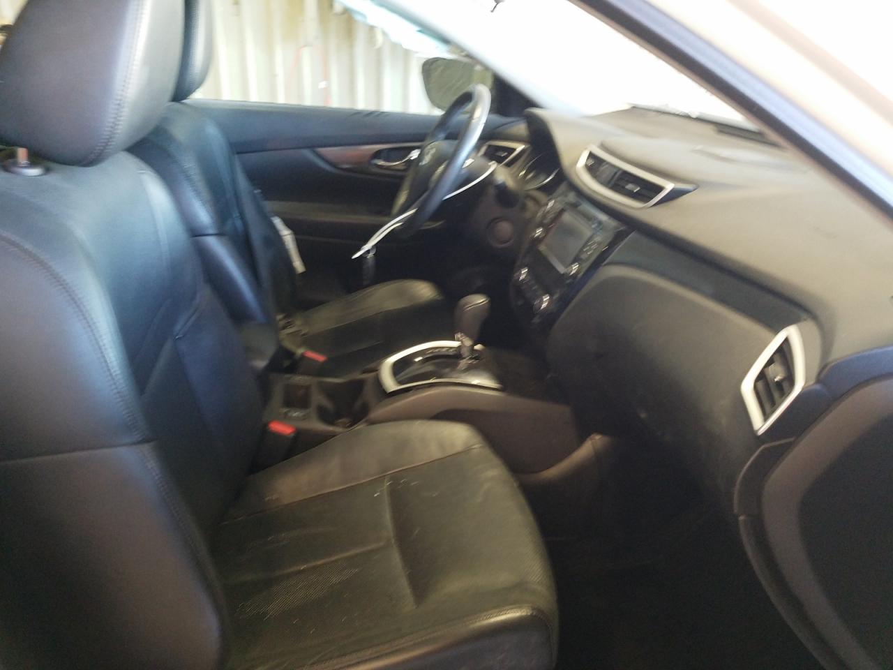 Photo 5 from auction – 2015 NISSAN ROGUE S with VIN 5N1AT2MV4FC816158