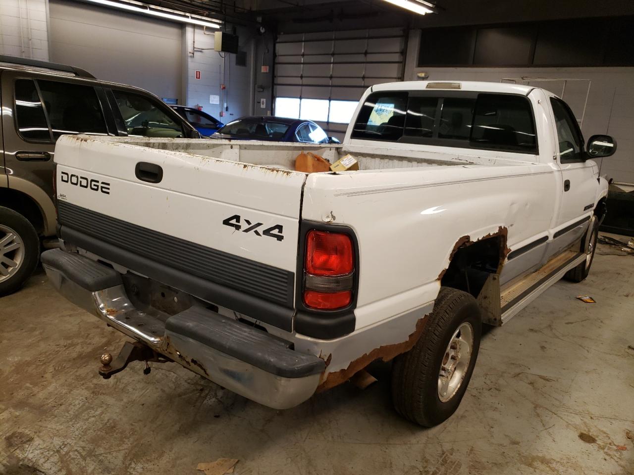 Photo 4 from auction – 1999 DODGE RAM 1500 with VIN 1B7HF16Z4XS153041