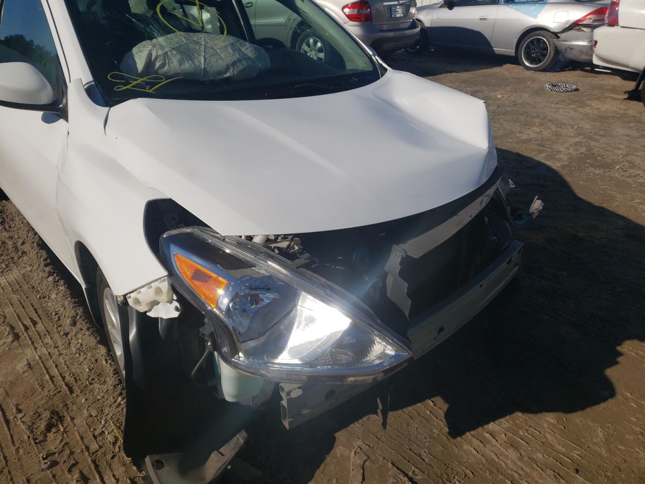 Photo 9 from auction – 2016 NISSAN VERSA S with VIN 3N1CN7AP4GL900516