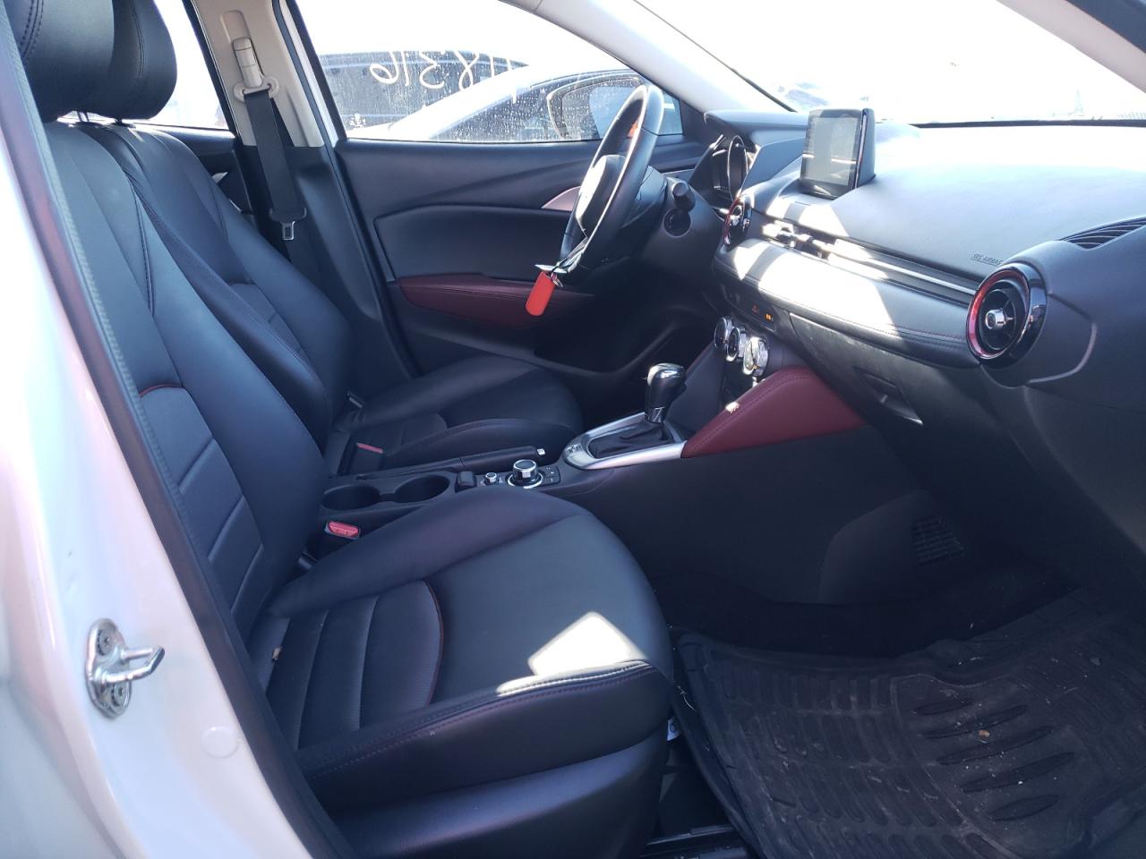 Zdjęcie 5 z aukcji – 2018 MAZDA CX-3 TOURI z VIN JM1DKFC70J1306599