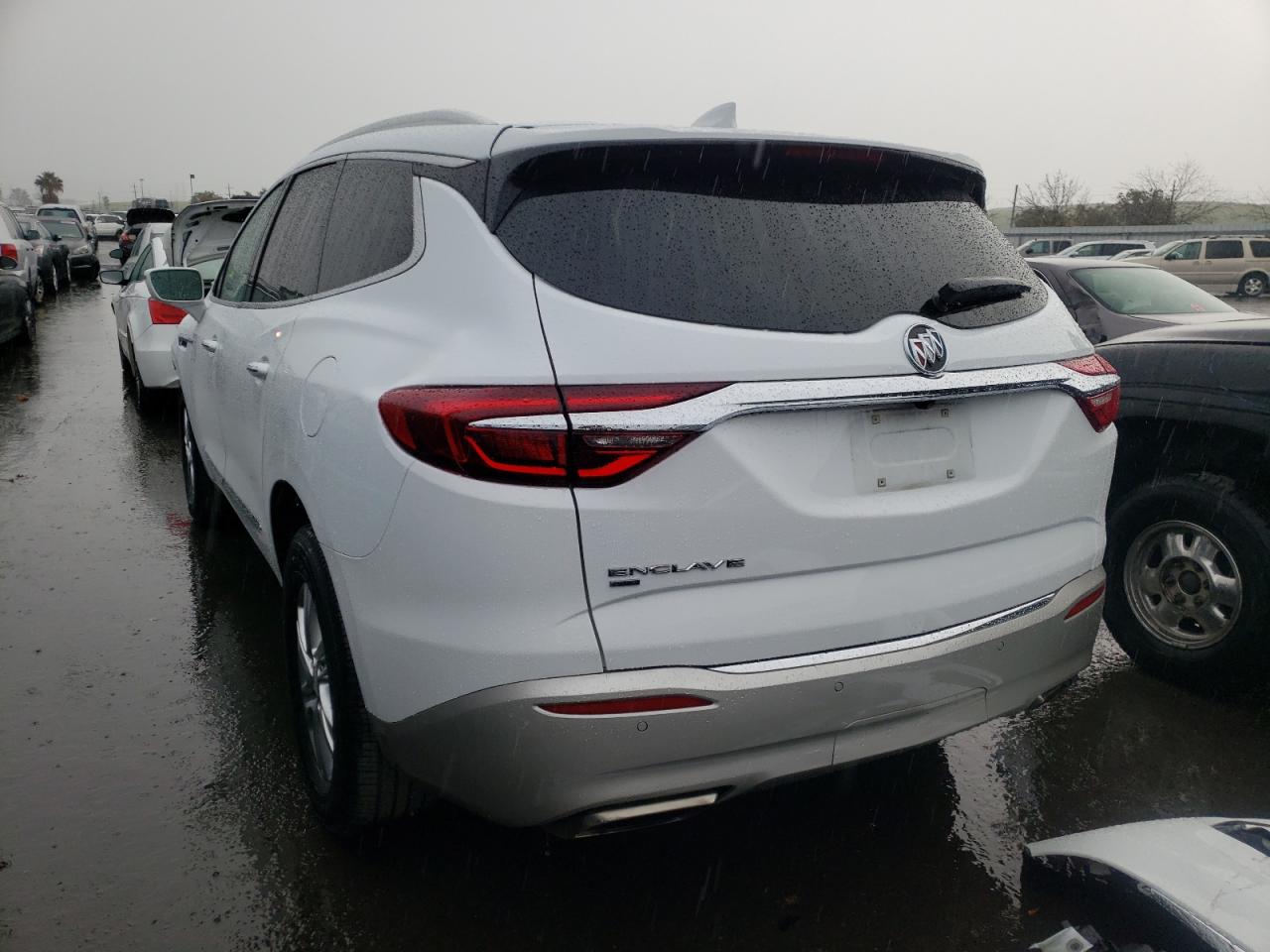 Photo 3 from auction – 2020 BUICK ENCLAVE ES with VIN 5GAEVAKW6LJ106211