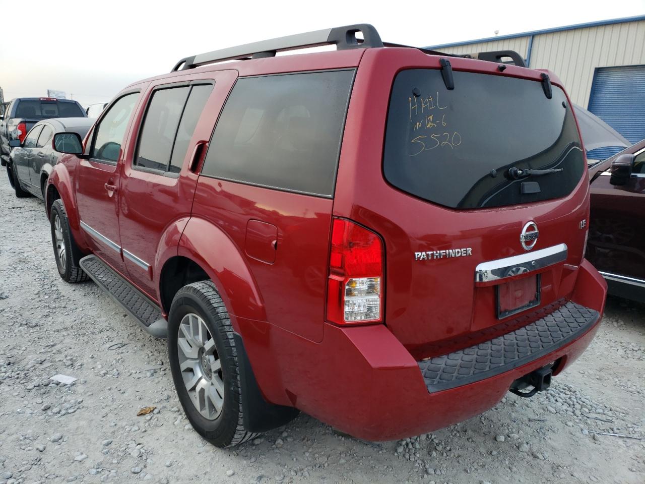 Photo 3 from auction – 2010 NISSAN PATHFINDER with VIN 5N1AR1NN2AC606058