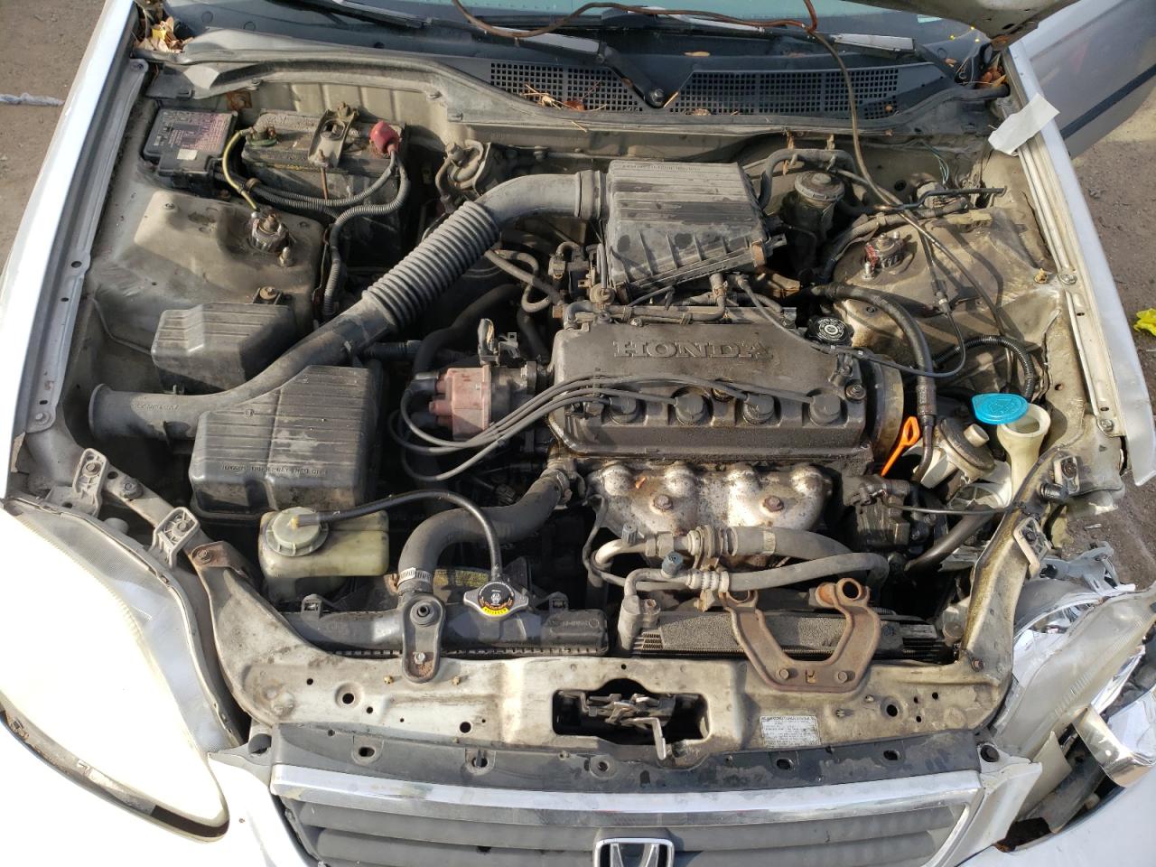 Photo 7 from auction – 2000 HONDA CIVIC BASE with VIN 2HGEJ6618YH579060