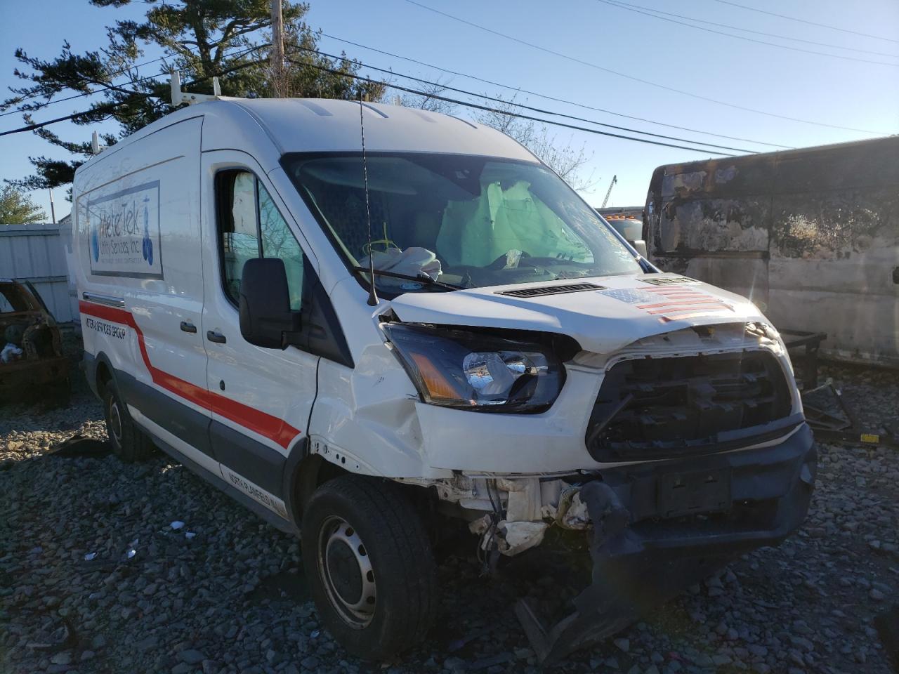 FORD TRANSIT T- 2017 with VIN 1FTYR2CM9HKA33324 - Photo from auction