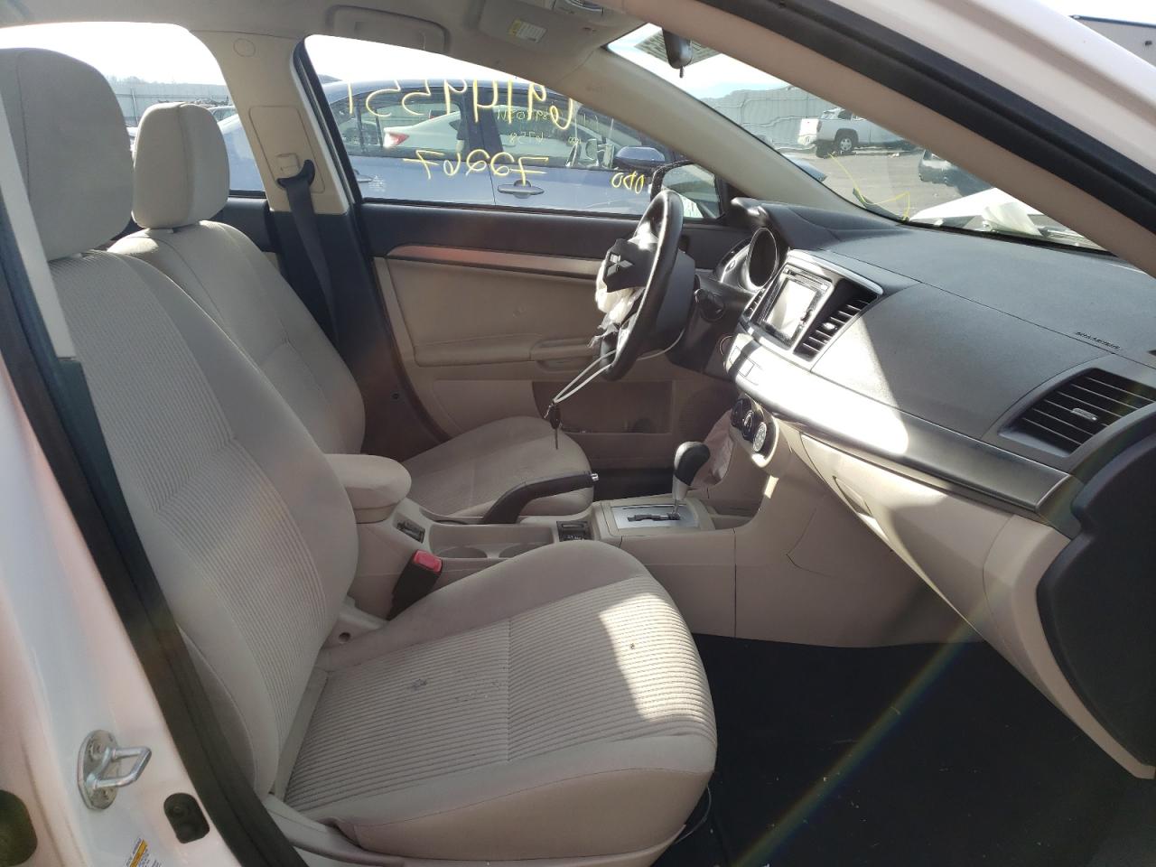 Photo 5 from auction – 2015 MITSUBISHI LANCER SE with VIN JA32V2FW8FU020630