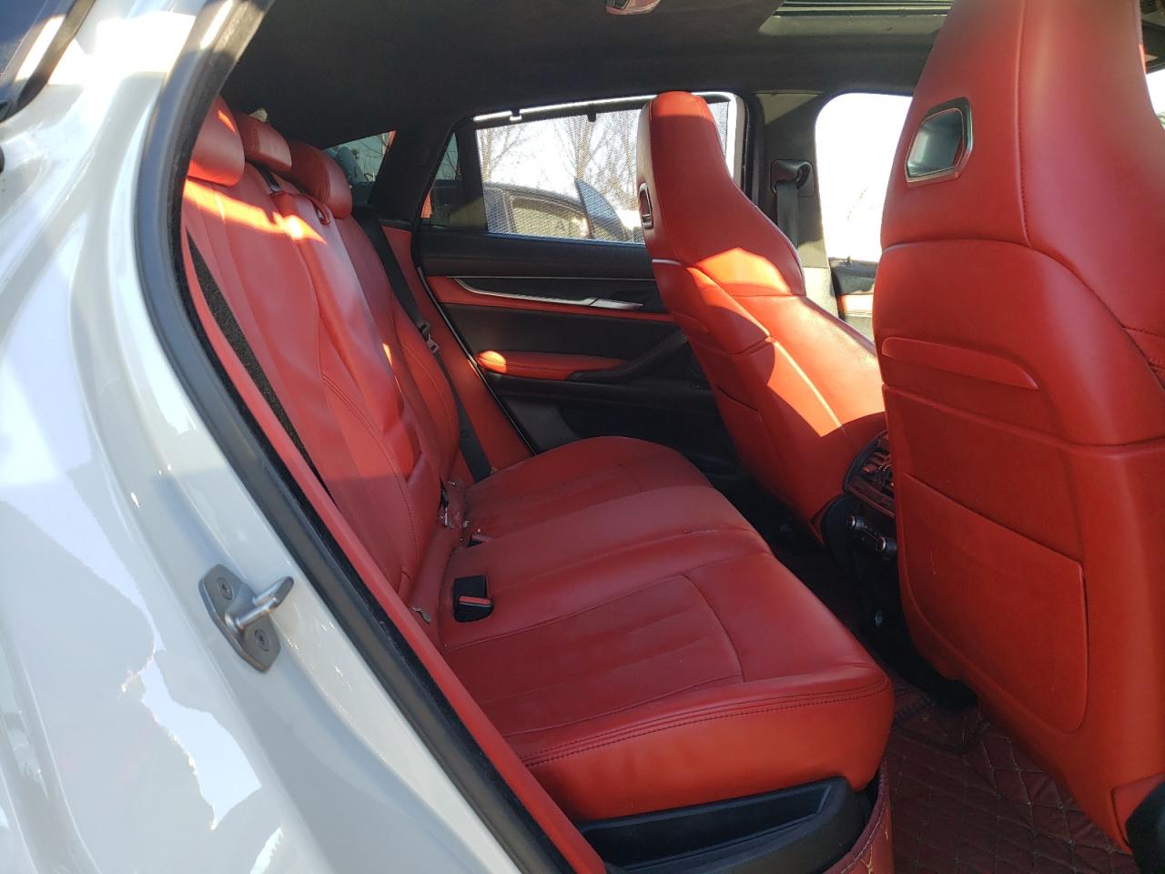 Photo 6 from auction – 2015 BMW X6 M with VIN 5YMKW8C57F0R42902