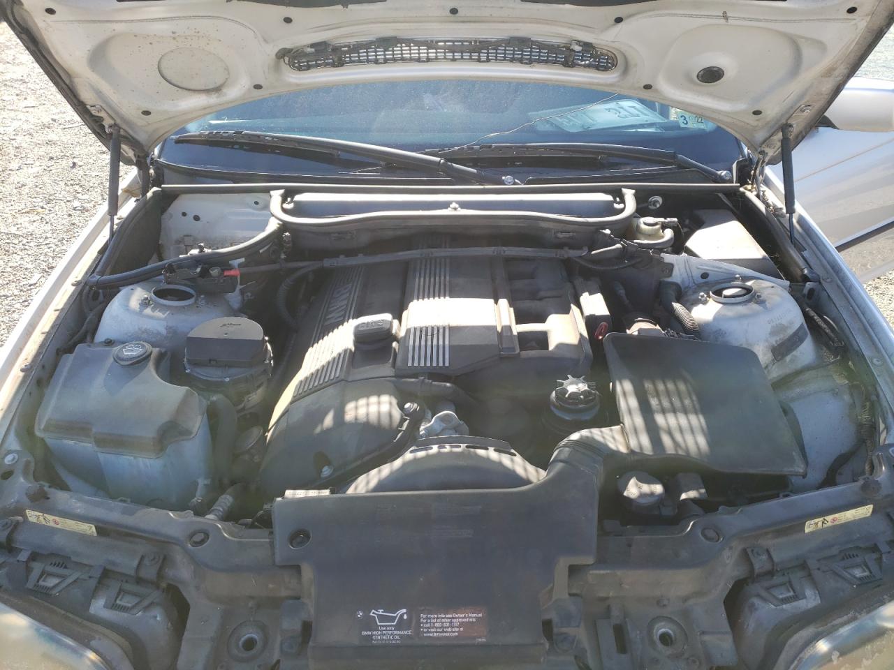 Photo 7 from auction – 2002 BMW 325 I with VIN WBAEV33462KL75127