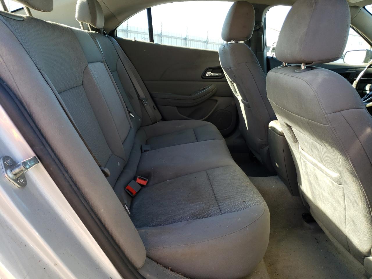 Photo 6 from auction – 2014 CHEVROLET MALIBU LS with VIN 1G11B5SL0EF153302