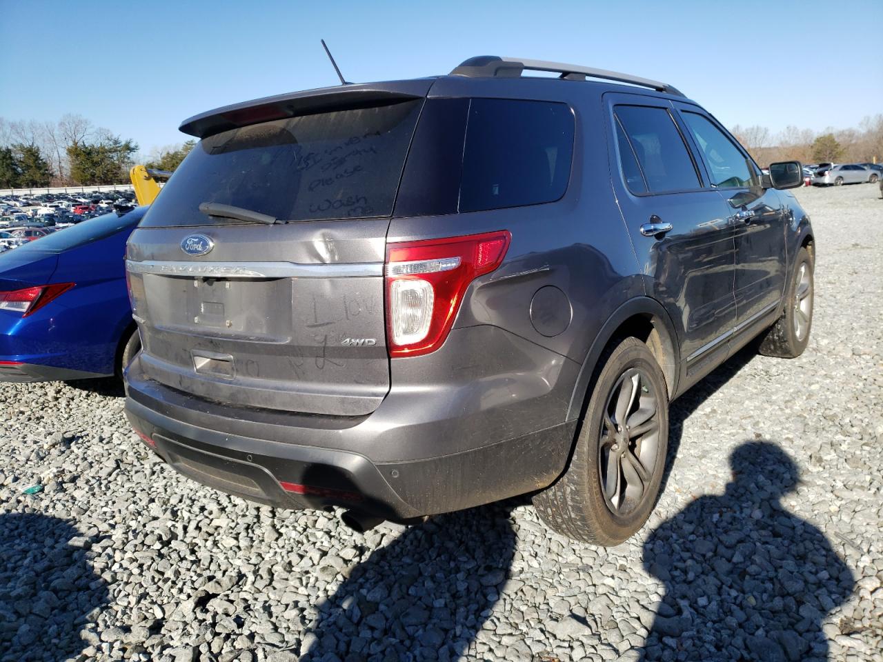 Photo 4 from auction – 2011 FORD EXPLORER L with VIN 1FMHK8F88BGA68822