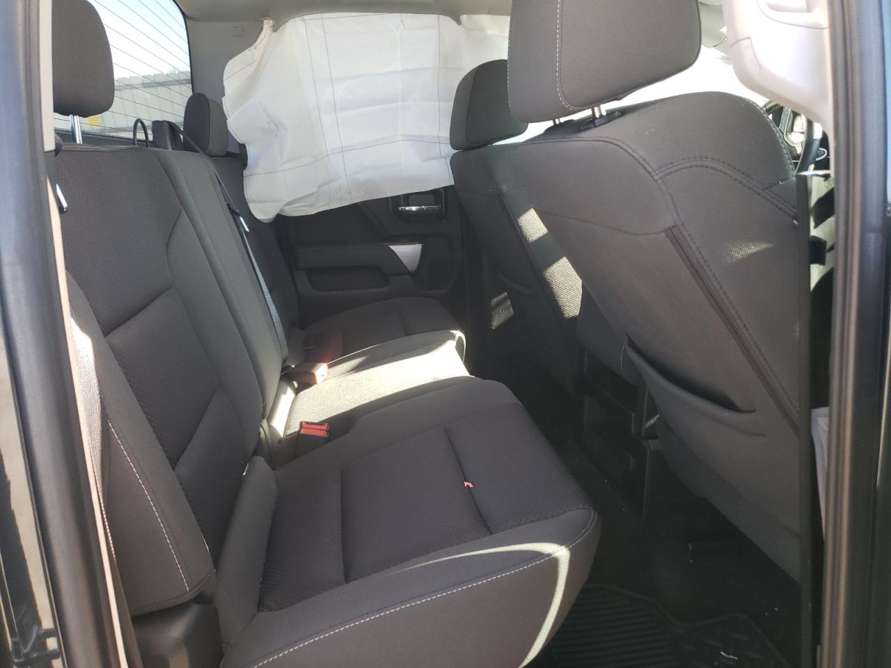 Photo 6 from auction – 2018 CHEVROLET SILVERADO with VIN 1GCVKREC2JZ253079