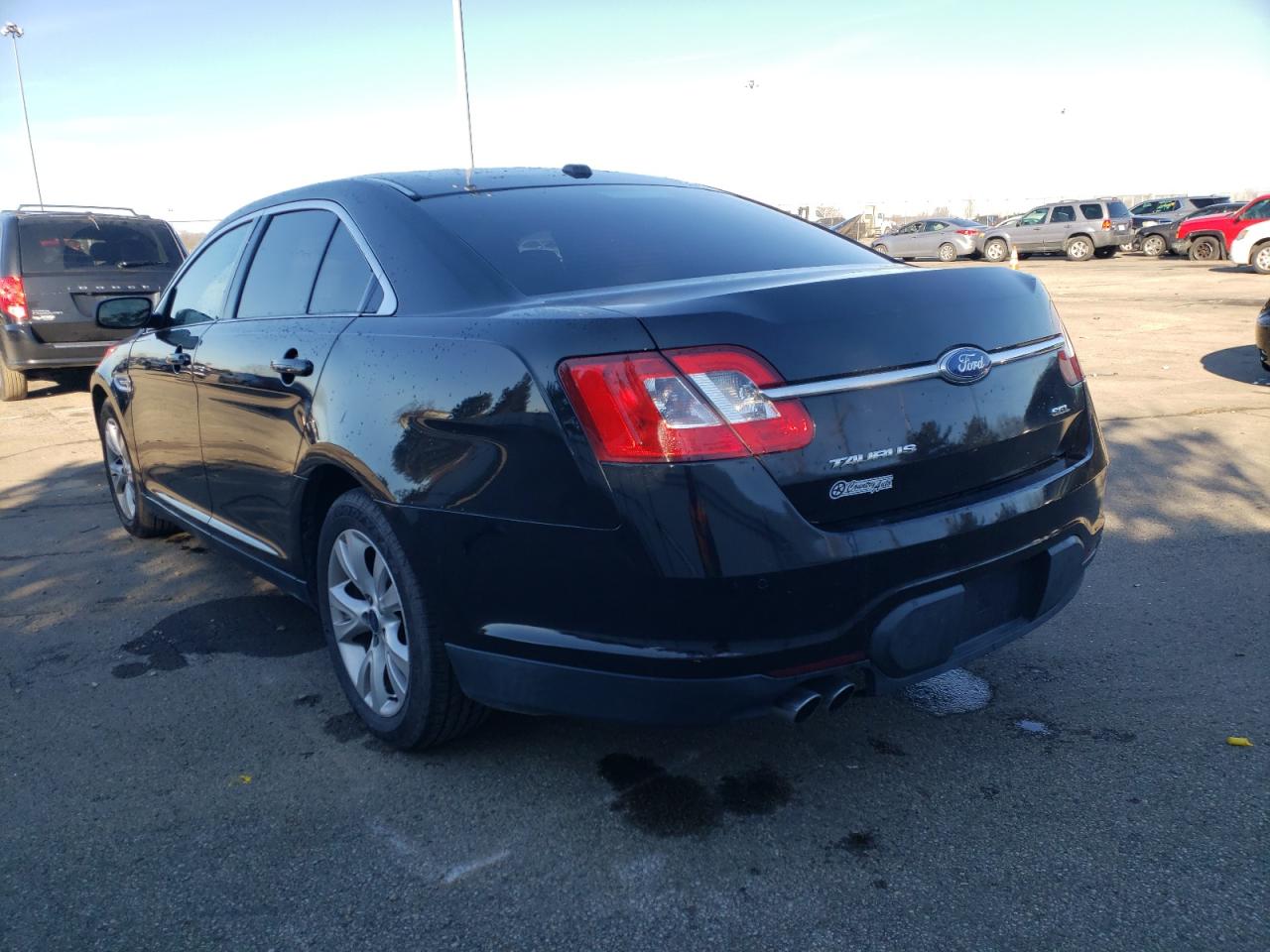 Photo 3 from auction – 2011 FORD TAURUS SEL with VIN 1FAHP2EW5BG169289