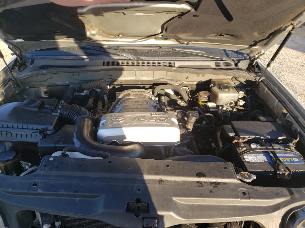 صورة رقم 7 من المزاد - 2004 TOYOTA 4RUNNER SR مع VIN JTEBT14RX40042739