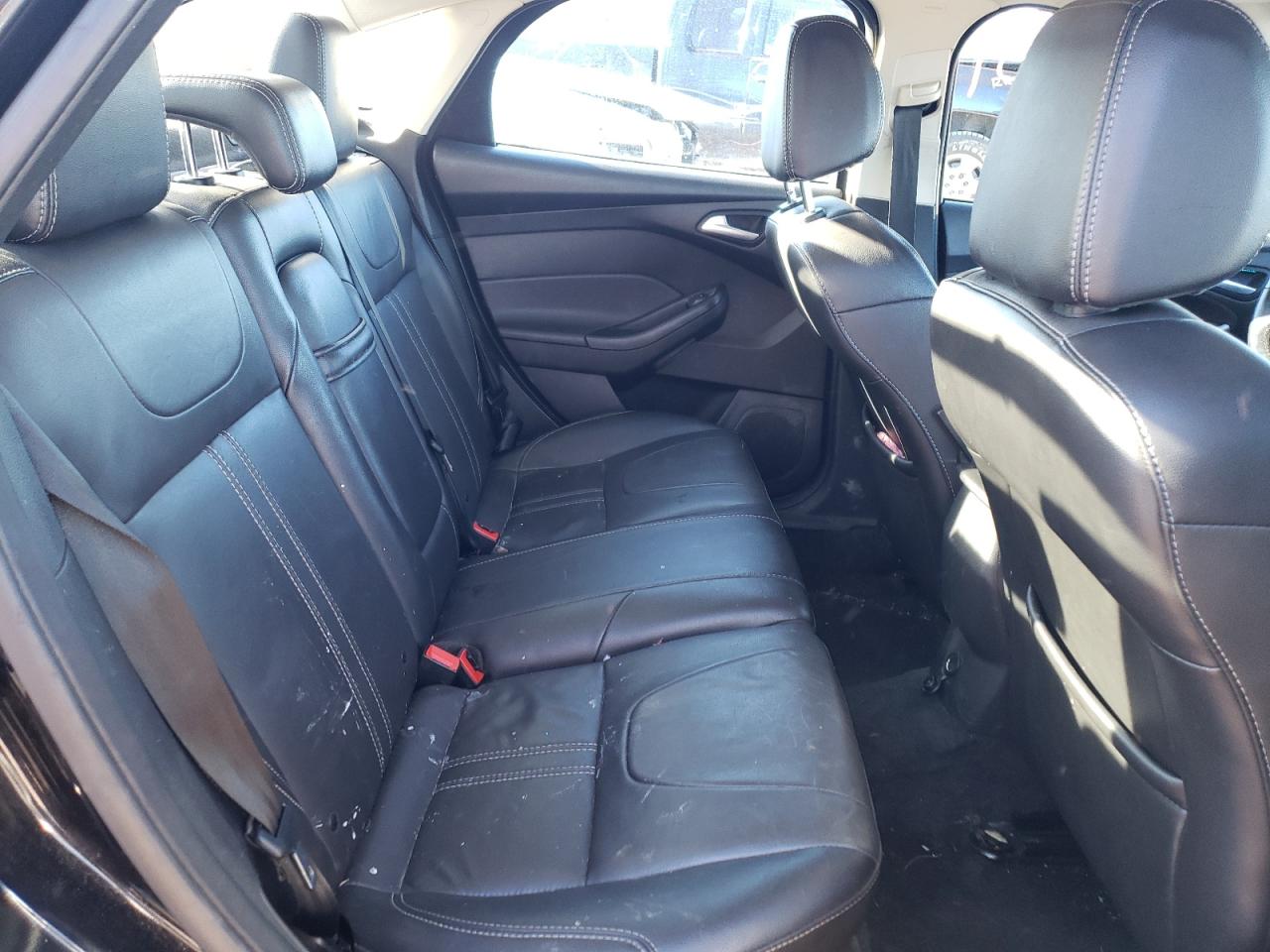 Photo 6 from auction – 2013 FORD FOCUS SE with VIN 1FADP3F21DL103283