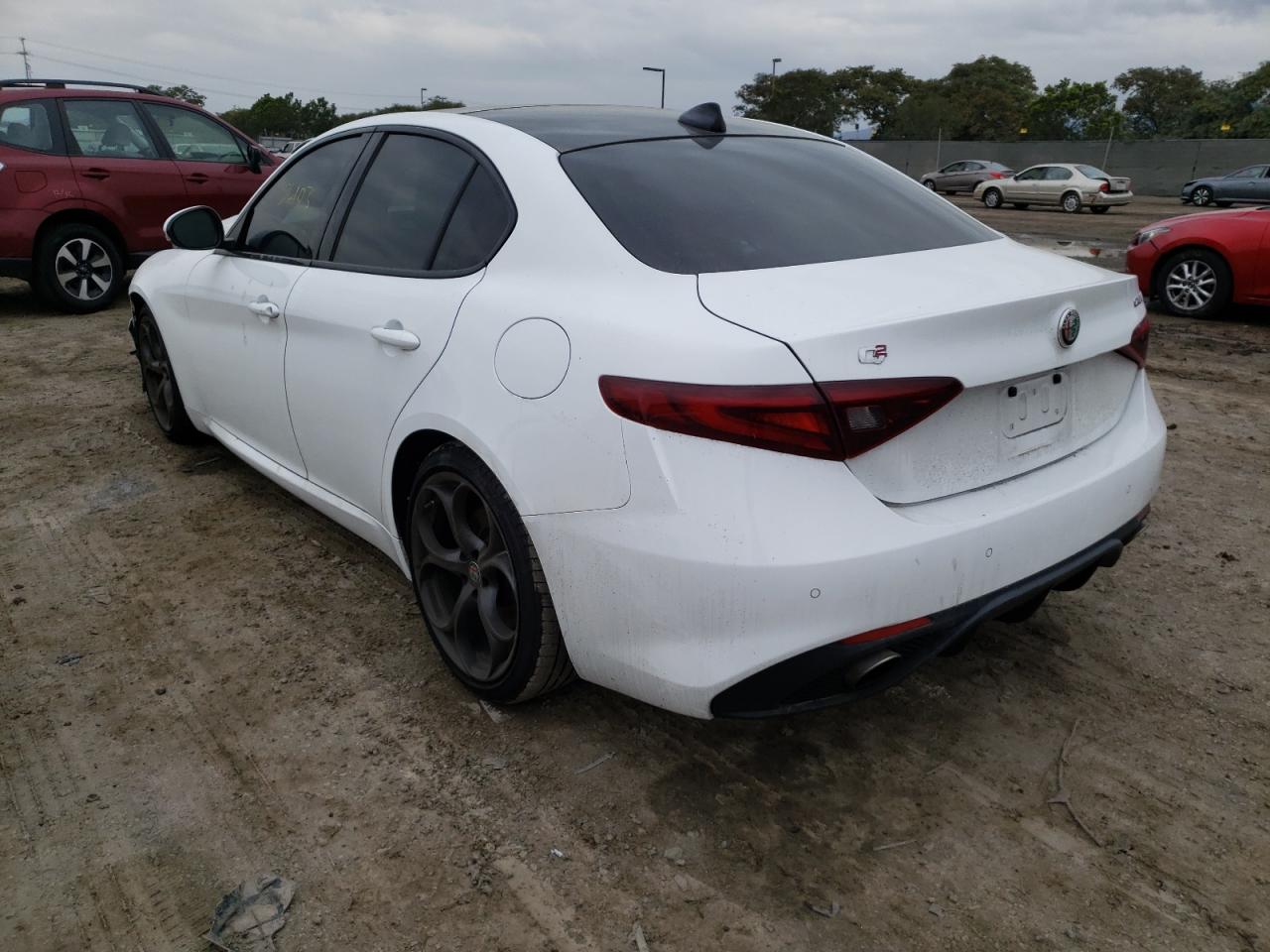 Photo 3 from auction – 2018 ALFA ROMEO GIULIA TI with VIN ZARFAECNXJ7599452