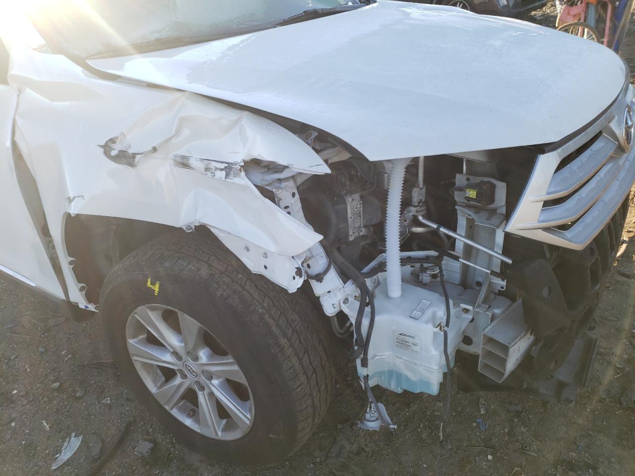 Photo 9 from auction – 2011 TOYOTA HIGHLANDER with VIN 5TDBK3EH8BS059297