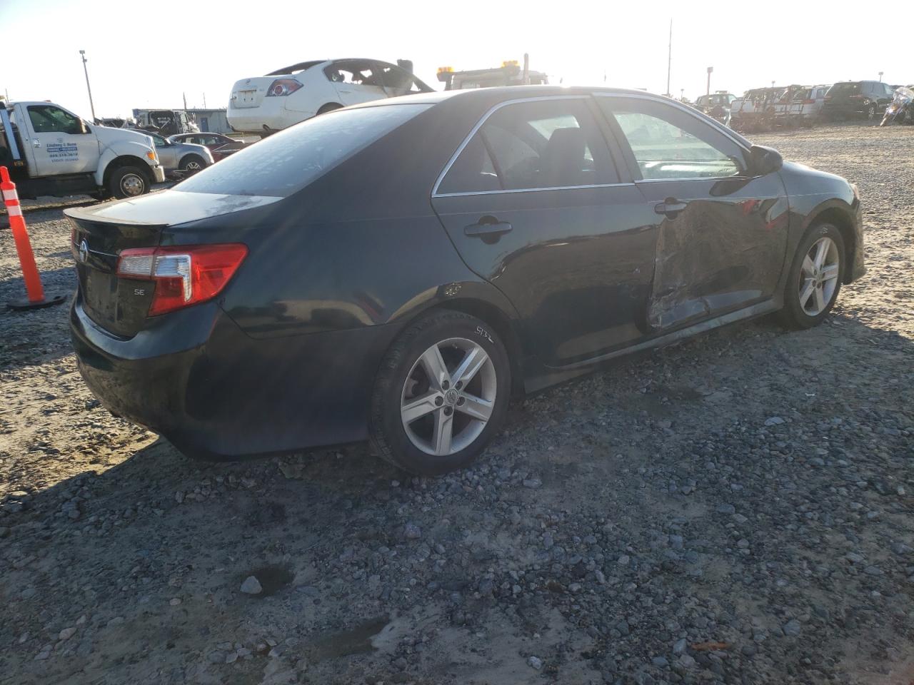 Photo 4 from auction – 2012 TOYOTA CAMRY BASE with VIN 4T1BF1FK4CU090686