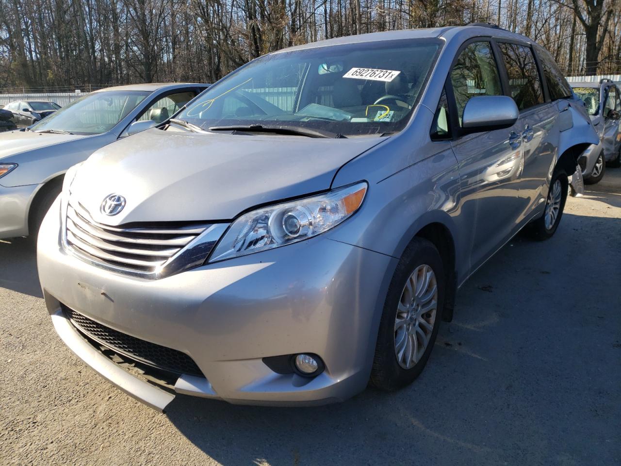Photo 2 from auction – 2017 TOYOTA SIENNA with VIN 5TDYZ3DC7HS818588