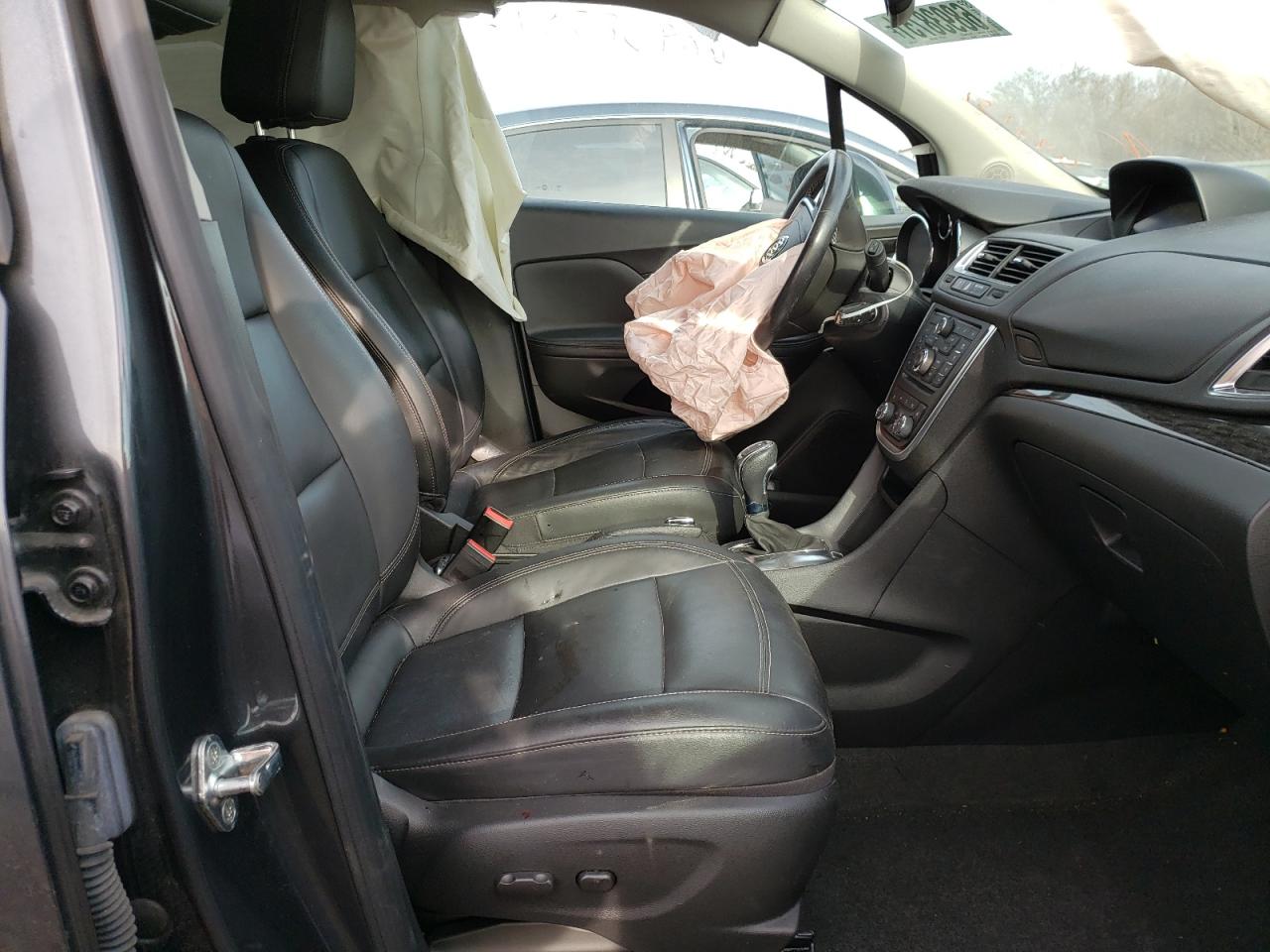Photo 5 from auction – 2016 BUICK ENCORE with VIN KL4CJCSB0GB646139