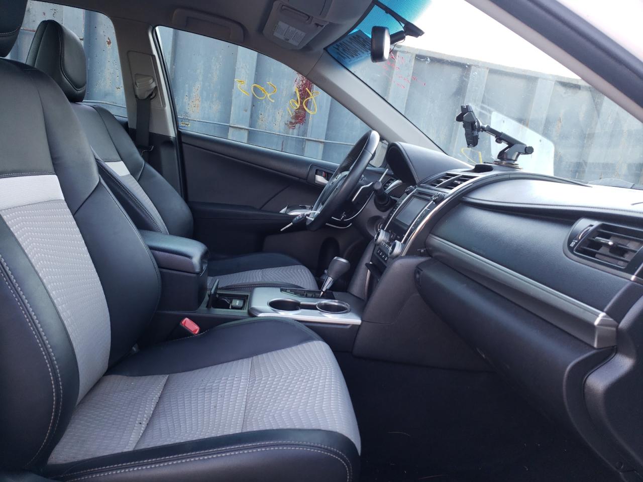 Photo 5 from auction – 2012 TOYOTA CAMRY BASE with VIN 4T1BF1FK5CU522010
