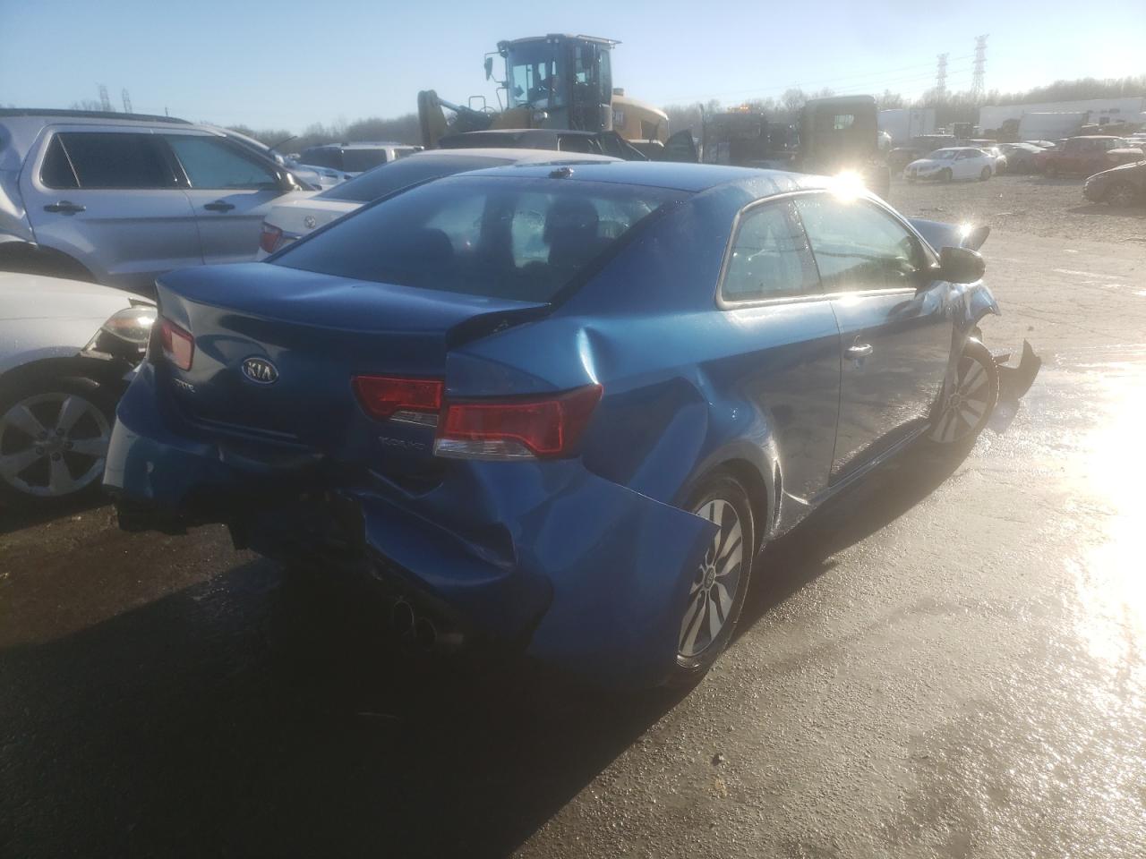 Photo 4 from auction – 2013 KIA FORTE EX with VIN KNAFU6A24D5713488