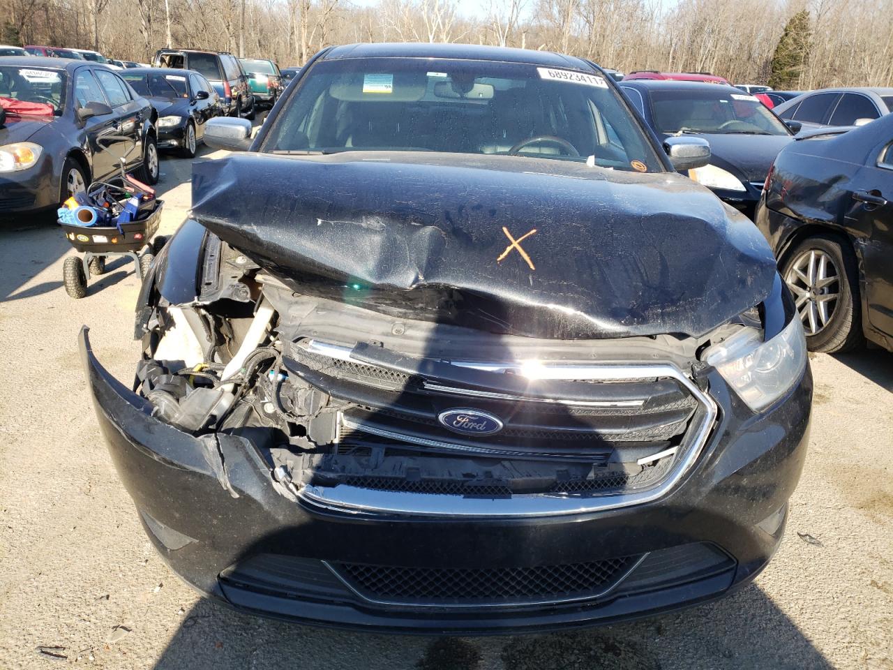 Photo 9 from auction – 2014 FORD TAURUS LIM with VIN 1FAHP2F82EG158190