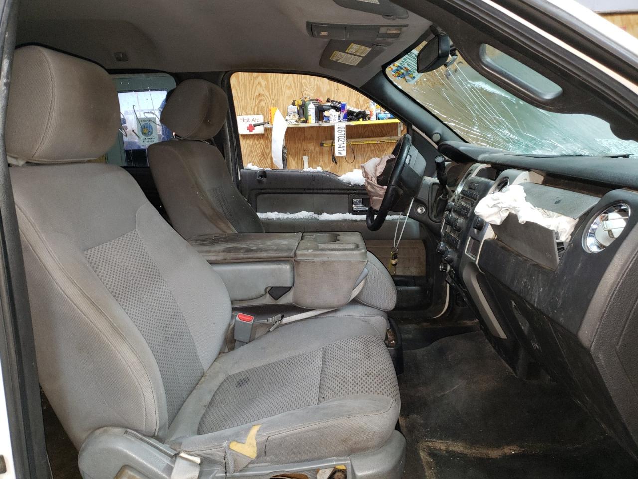 Photo 5 from auction – 2012 FORD F150 SUPER with VIN 1FTFW1EF4CKD04758