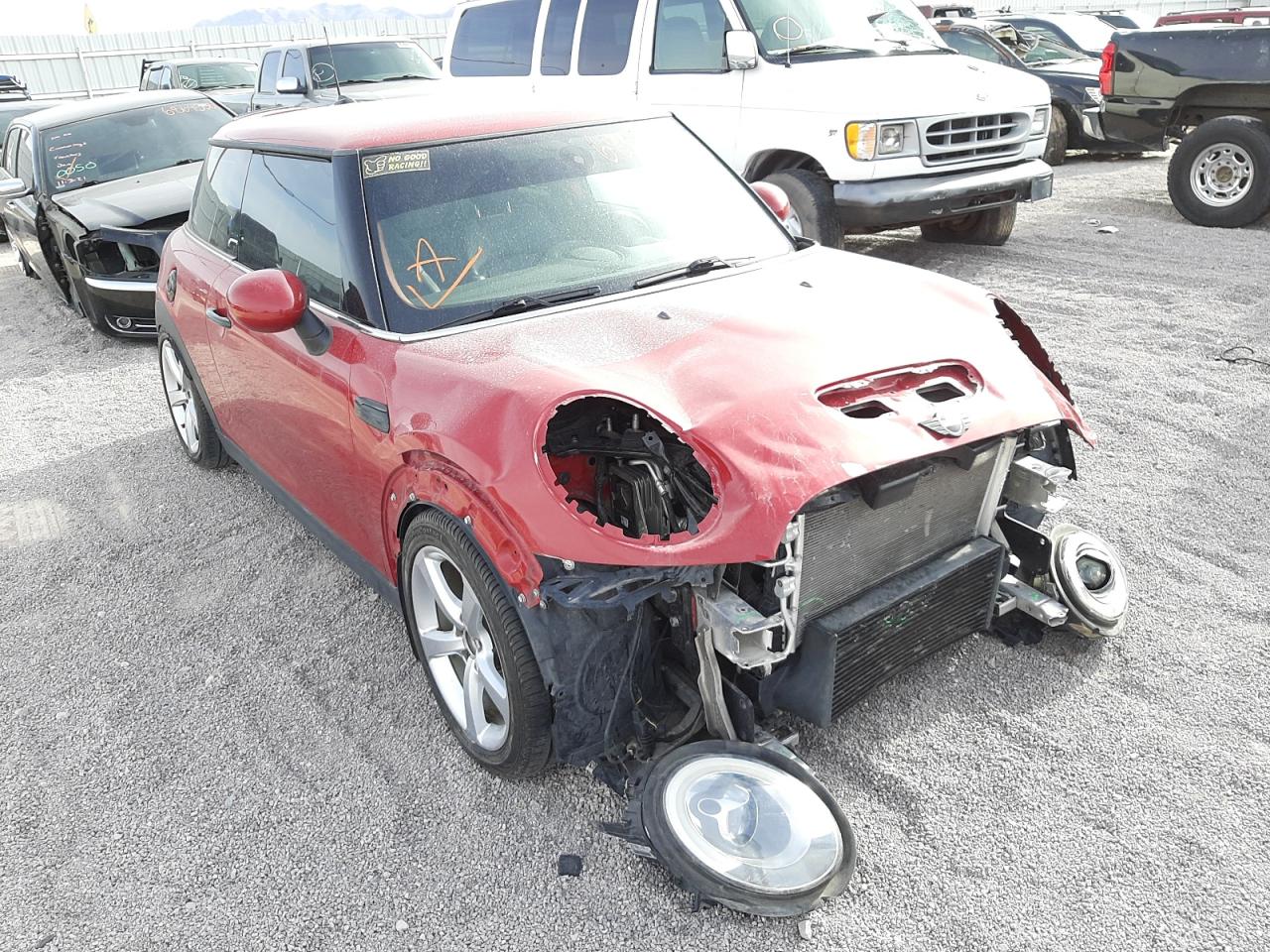 MINI COOPER S 2015 with VIN WMWXP7C55F2A59861 - Photo from auction
