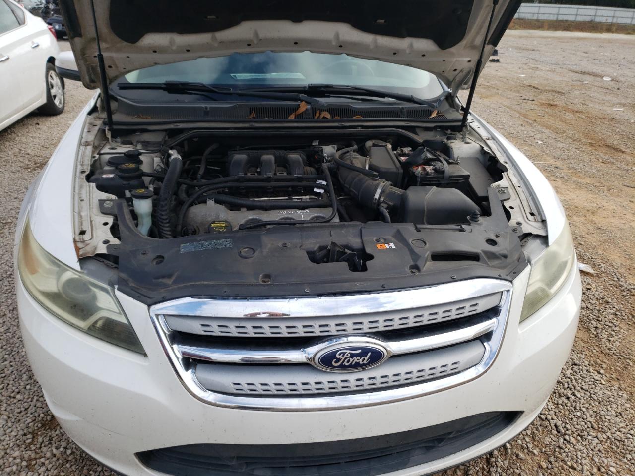 Photo 7 from auction – 2011 FORD TAURUS SEL with VIN 1FAHP2EW6BG101020
