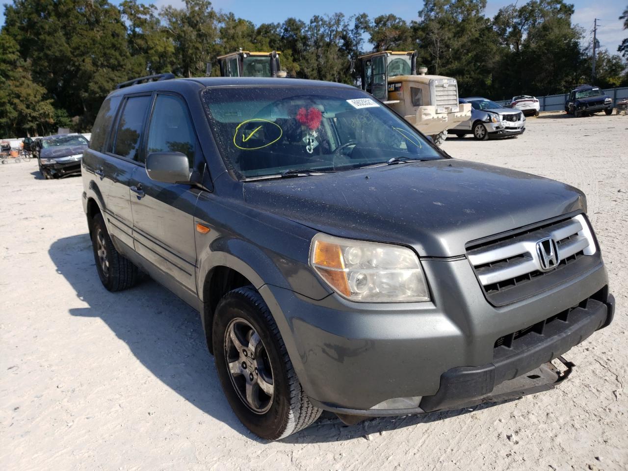 HONDA PILOT EX 2007 with VIN 5FNYF28467B027963 - Photo from auction