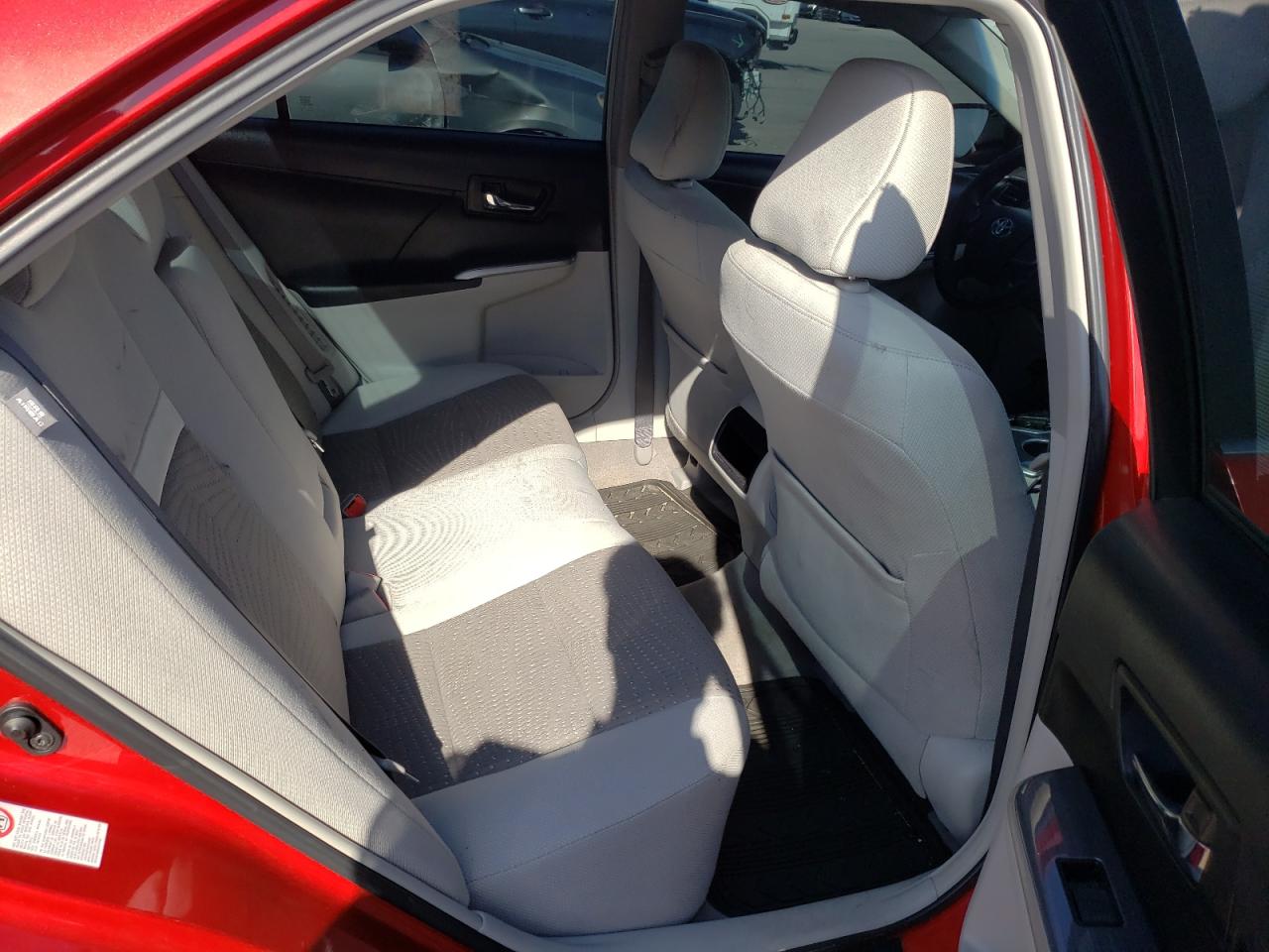 Photo 6 from auction – 2012 TOYOTA CAMRY HYBR with VIN 4T1BD1FK0CU016316
