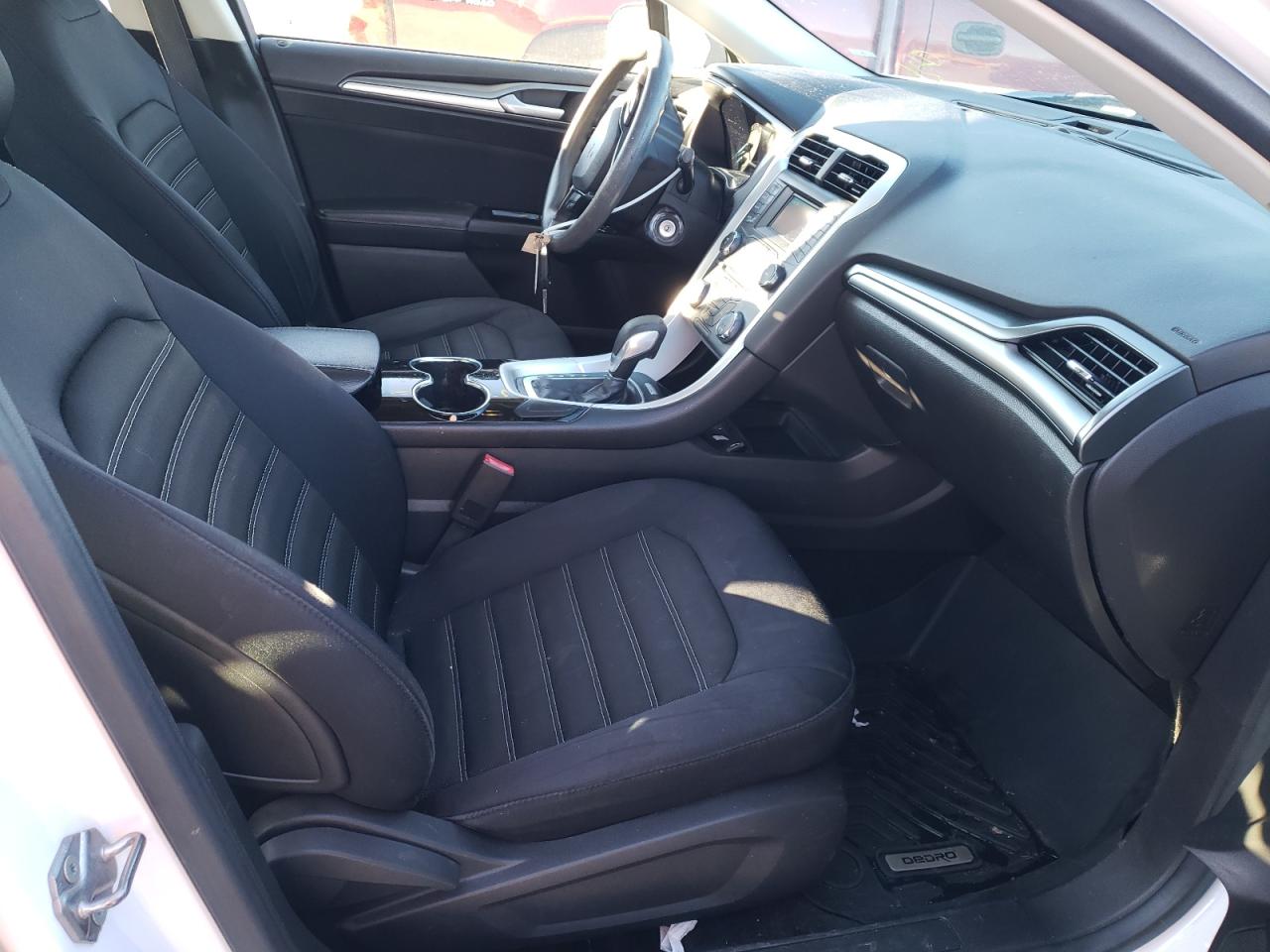 Photo 5 from auction – 2014 FORD FUSION SE with VIN 3FA6P0H7XER257350