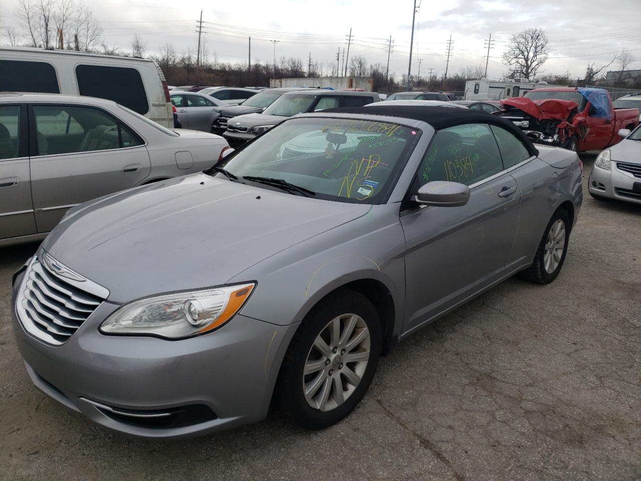 Photo 2 from auction – 2013 CHRYSLER 200 TOURIN with VIN 1C3BCBEB0DN511923