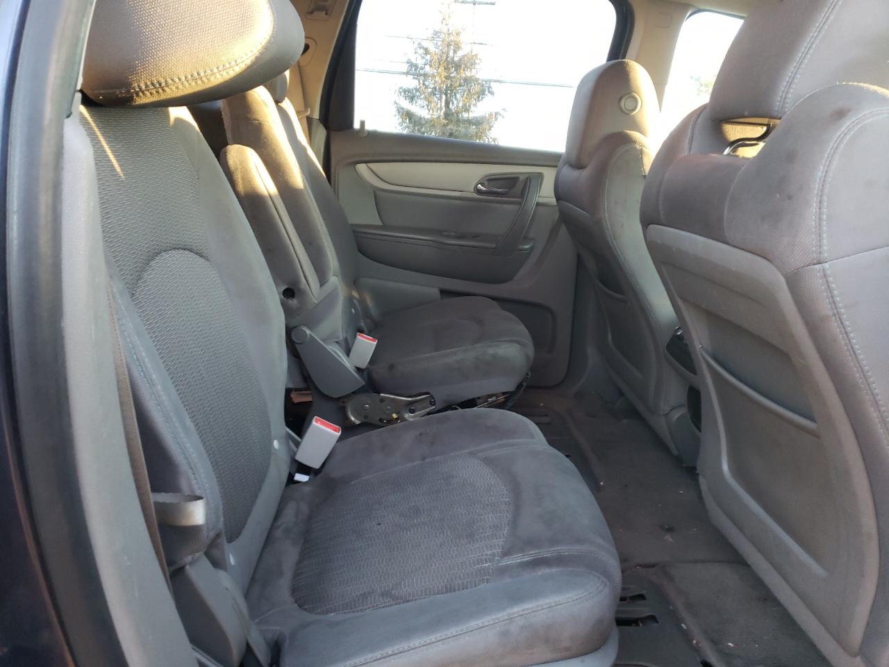 Photo 6 from auction – 2014 CHEVROLET TRAVERSE L with VIN 1GNKRGKD2EJ126103