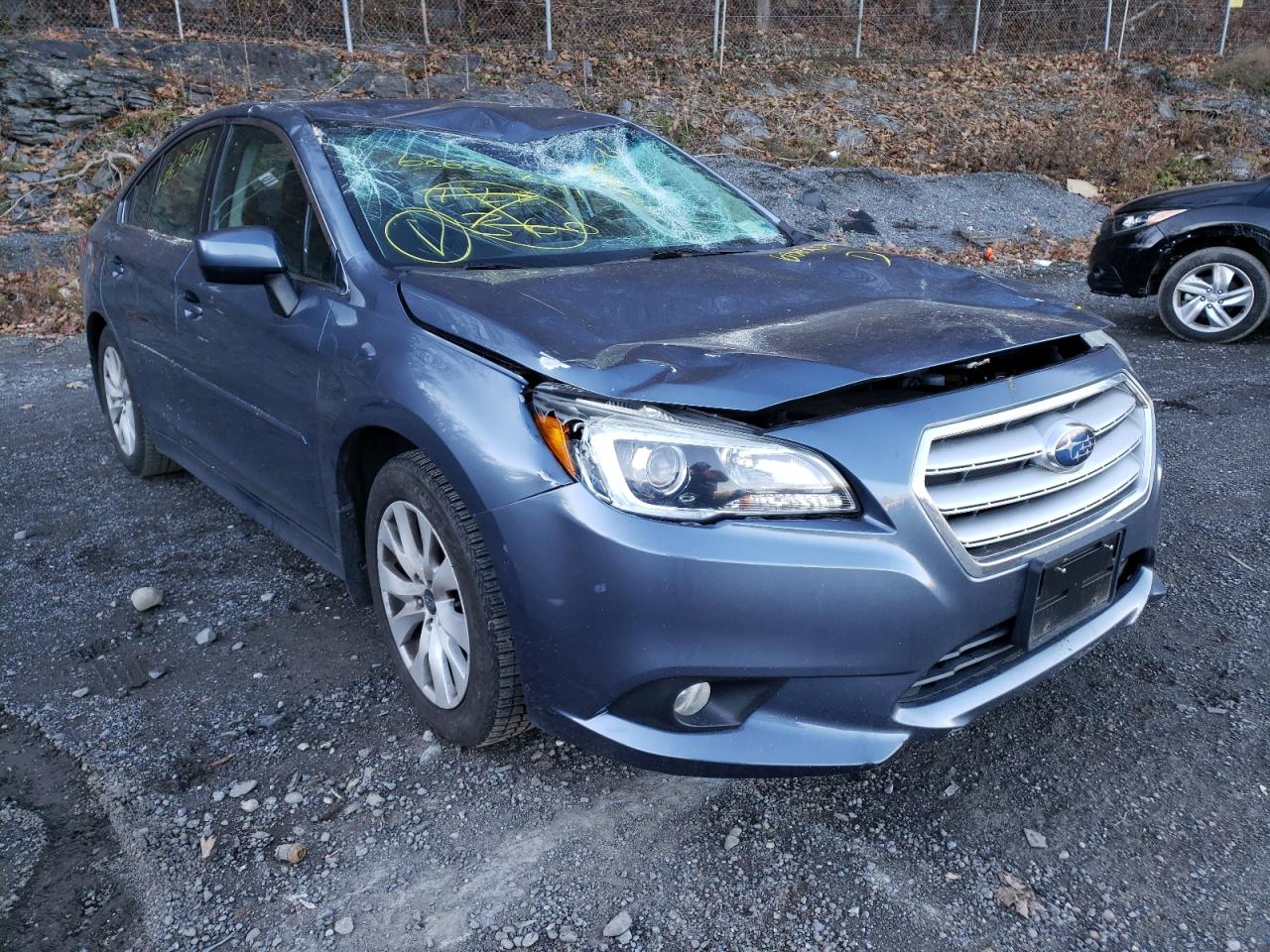 SUBARU LEGACY 2.5 2015 with VIN 4S3BNAC68F3060163 - Photo from auction