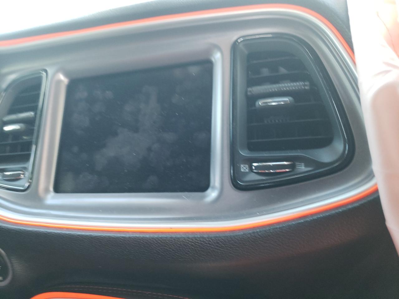Photo 9 from auction – 2019 DODGE CHALLENGER with VIN 2C3CDZJG5KH680367