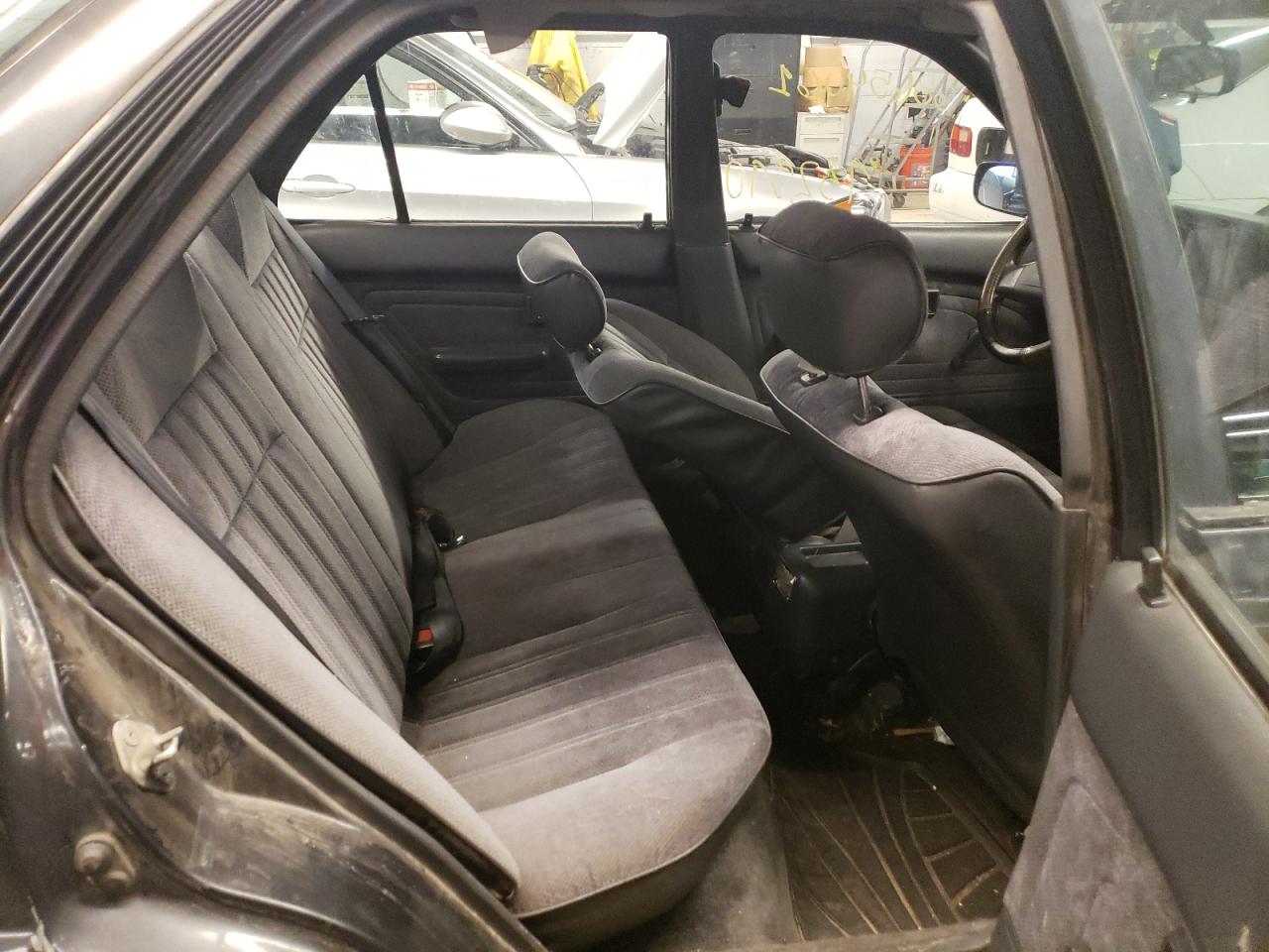 Photo 6 from auction – 1991 TOYOTA COROLLA DL with VIN 1NXAE94A3MZ221793