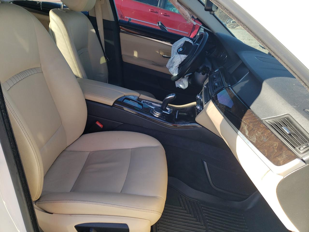 Photo 5 from auction – 2016 BMW 535 XI with VIN WBA5B3C50GG254993
