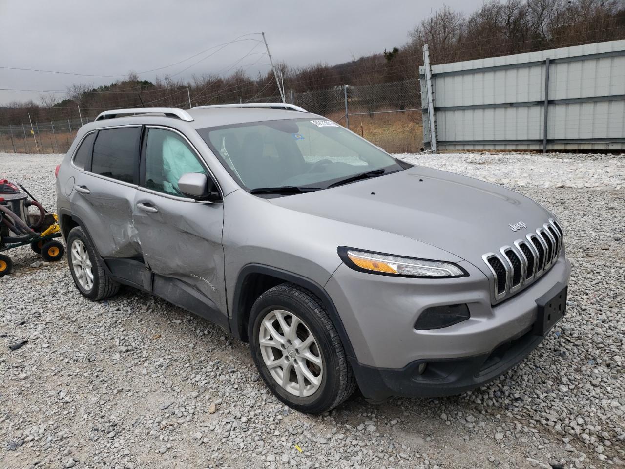 JEEP CHEROKEE L 2016 with VIN 1C4PJLCB6GW135842 - Photo from auction