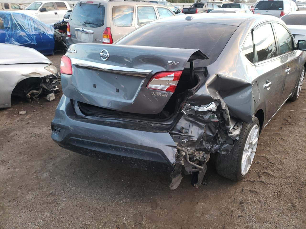 Photo 9 from auction – 2017 NISSAN SENTRA with VIN 3N1AB7AP6HL720147