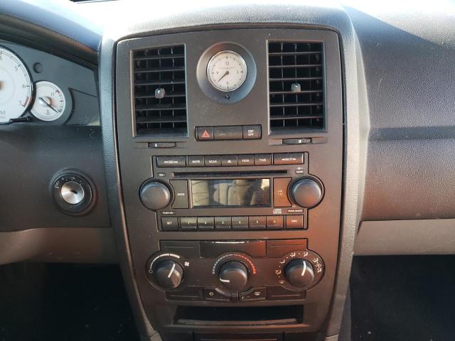 Photo 9 from auction – 2005 CHRYSLER 300 with VIN 2C3JA43RX5H553913